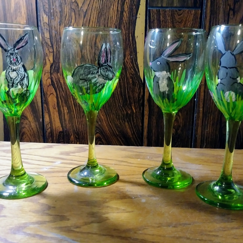 Hand Painted Lime Green Easter Bunny Eggs Stemmed Wine Glasses Set of 4
